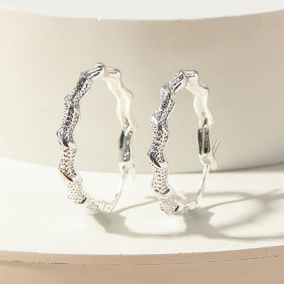 European And American Winding Metal Earrings Twisted