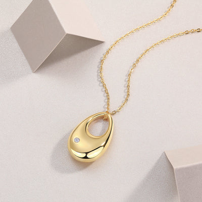 Evening Love - A Fashionable And Trendy Diamond Pendant Necklace Set With Moissanite S925 Sterling Silver And Gold Plating