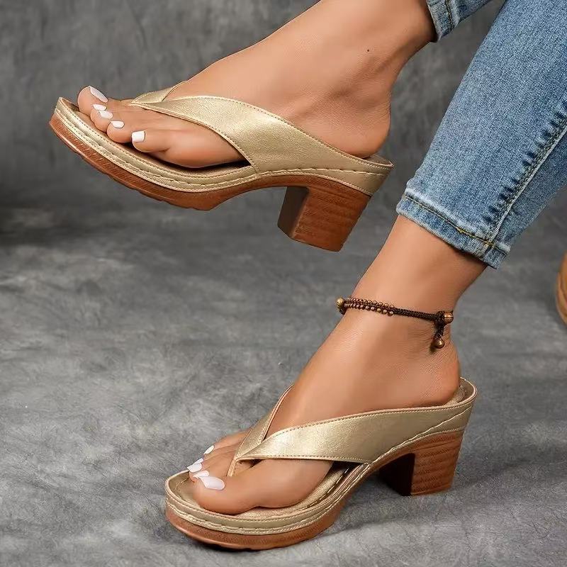 Women's Solid Color Flip-flops Fashion Wedge