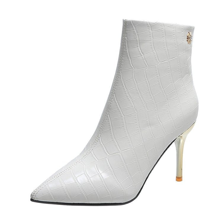 Stone Pointed Patent Leather