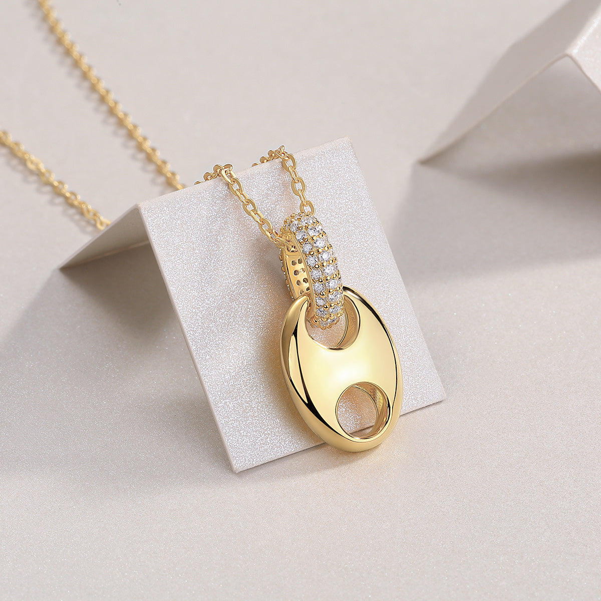 Cloud Roll And Cloud Spread - A Fashionable And Trendy Diamond